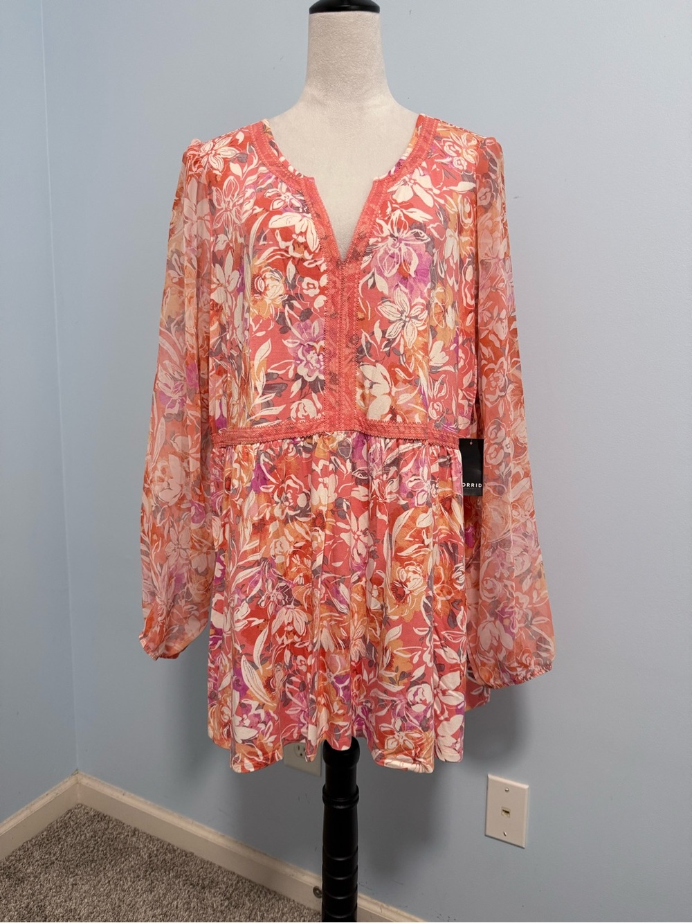 Torrid 4 Womens Blouse Babydoll Super Soft Balloon Chiffon Sleeve Plus Size 4X
